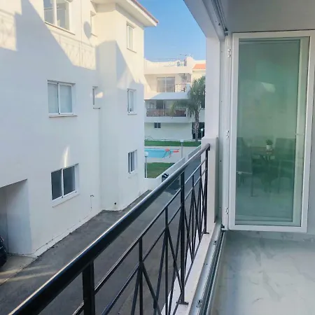 Διαμέρισμα Blue Level Meneou