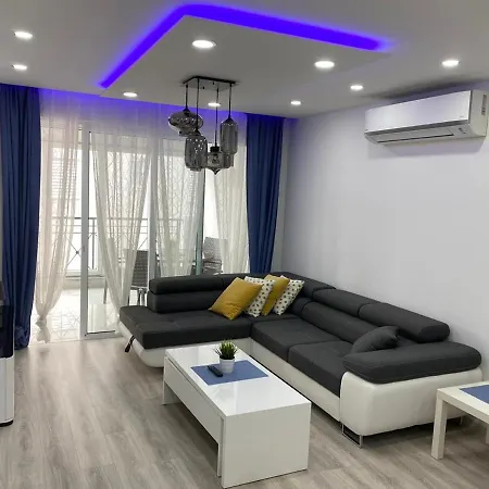 Blue Level Lejlighed Meneou
