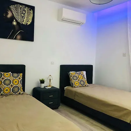 Blue Level Lejlighed Meneou